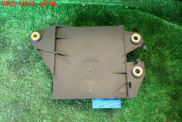 1UPJ-9231276120]マセラティ・クアトロポルテ(MQP30A)サスペンションコンピューター 中古_3