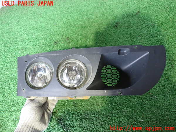 2UPJ-9231291180]ポルシェ・カイエン ターボ(9PAM4851A)右フォグ 中古_2