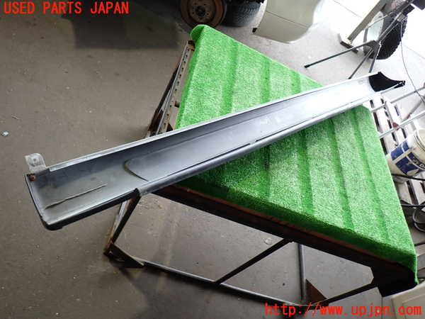 2UPJ-9231291390]ポルシェ・カイエン ターボ(9PAM4851A)右サイドステップ 中古_5