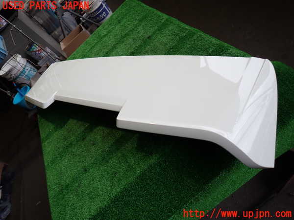 2UPJ-9231291520]ポルシェ・カイエン ターボ(9PAM4851A)リアスポイラー 中古_2