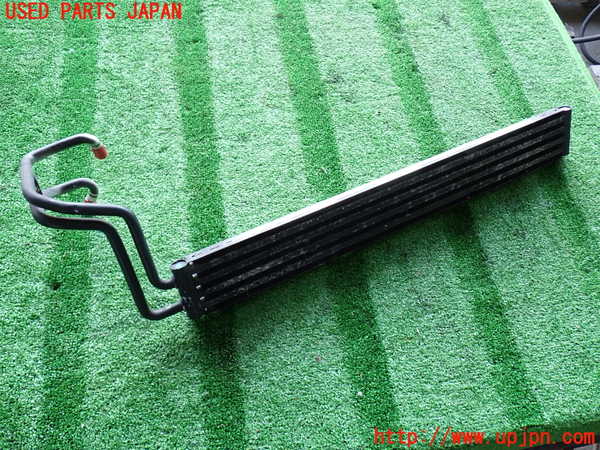 2UPJ-9231292481]ポルシェ・カイエン ターボ(9PAM4851A)オイルクーラー1 中古_3