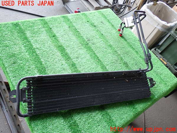 2UPJ-9231292482]ポルシェ・カイエン ターボ(9PAM4851A)オイルクーラー2 中古_2