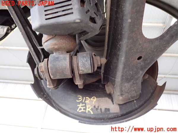 2UPJ-9231294305]ポルシェ・カイエン ターボ(9PAM4851A)左リアナックルハブ 中古_2