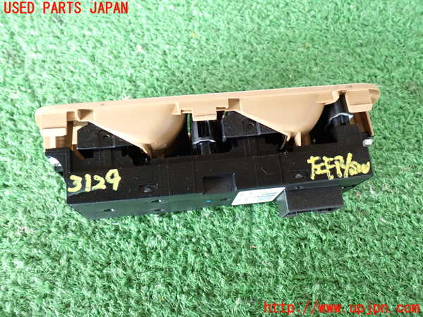 2UPJ-9231296245]ポルシェ・カイエン ターボ(9PAM4851A)左前パワーウィンドウスイッチ 中古_2