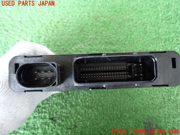 2UPJ-9231296146]ポルシェ・カイエン ターボ(9PAM4851A)コンピューター1 (3D0 909 139 C) 中古_2