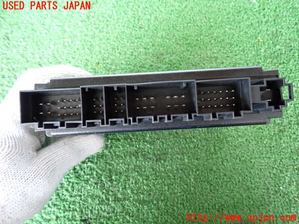 2UPJ-9231296147]ポルシェ・カイエン ターボ(9PAM4851A)コンピューター2 (7L5 937 049 AA) 中古_2
