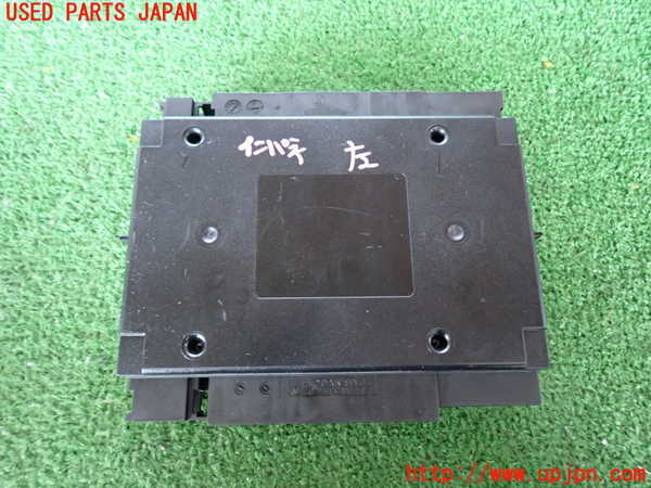 2UPJ-9231296147]ポルシェ・カイエン ターボ(9PAM4851A)コンピューター2 (7L5 937 049 AA) 中古_4