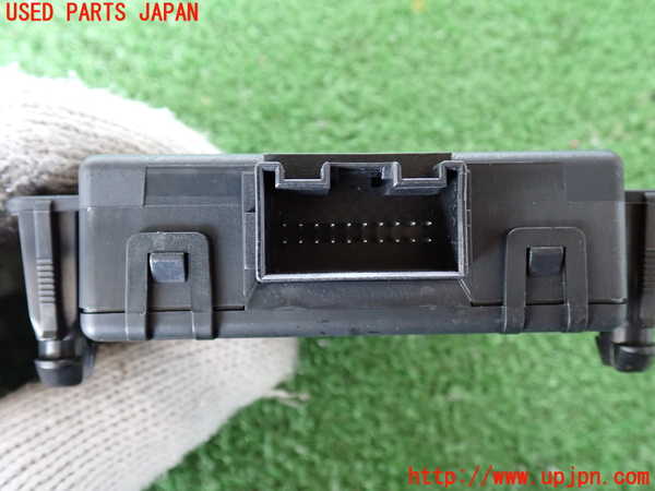 2UPJ-9231296150]ポルシェ・カイエン ターボ(9PAM4851A)コンピューター5 (7L5 907 530 B) 中古_2