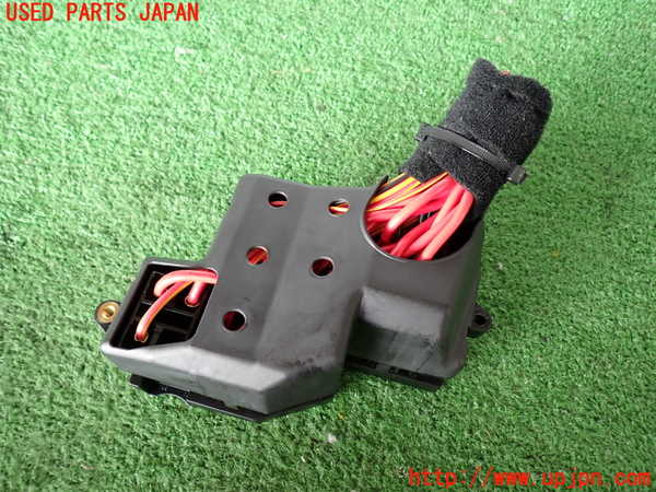 2UPJ-9231296742]ポルシェ・カイエン ターボ(9PAM4851A)ヒューズボックス2 中古_3