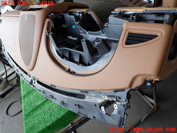 2UPJ-9231297505]ポルシェ・カイエン ターボ(9PAM4851A)ダッシュボード 中古_3