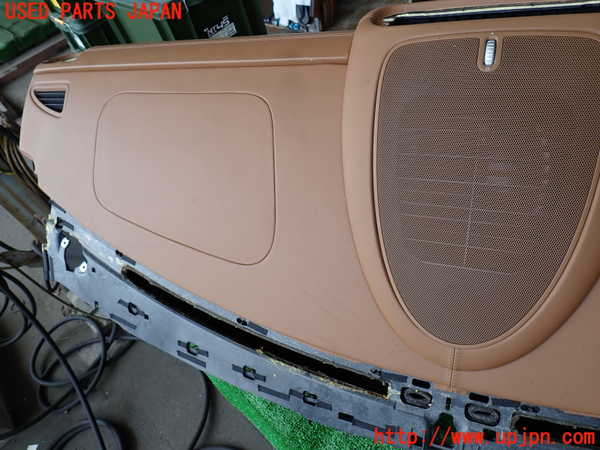 2UPJ-9231297505]ポルシェ・カイエン ターボ(9PAM4851A)ダッシュボード 中古_4