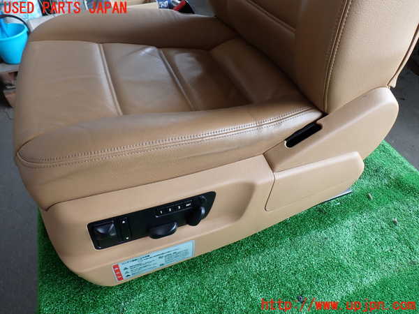 2UPJ-9231297035]ポルシェ・カイエン ターボ(9PAM4851A)運転席シート 中古_3