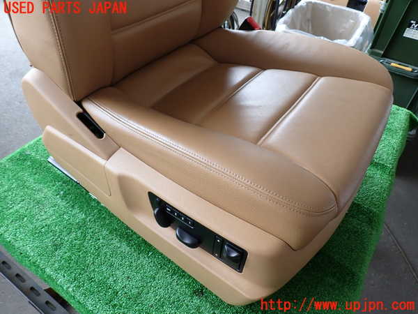 2UPJ-9231297065]ポルシェ・カイエン ターボ(9PAM4851A)助手席シート 中古_2