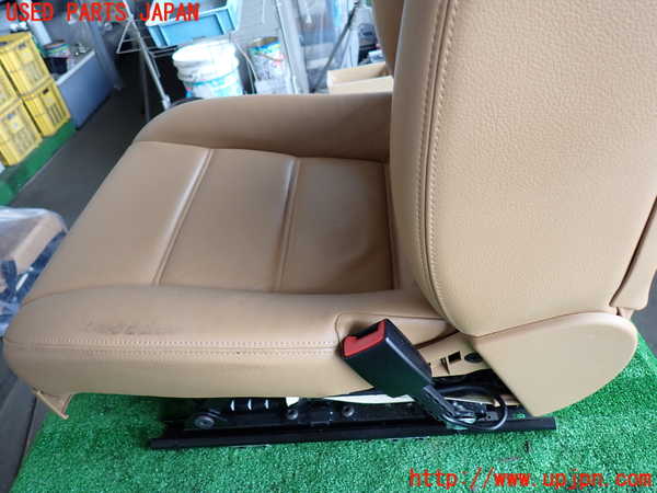 2UPJ-9231297065]ポルシェ・カイエン ターボ(9PAM4851A)助手席シート 中古_3