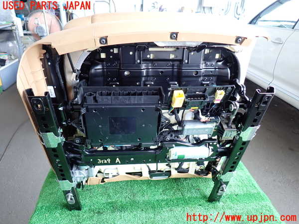 2UPJ-9231297065]ポルシェ・カイエン ターボ(9PAM4851A)助手席シート 中古_5