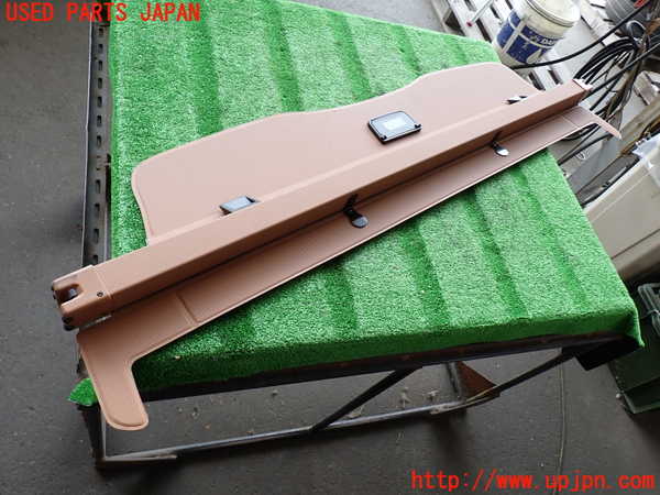 2UPJ-9231297761]ポルシェ・カイエン ターボ(9PAM4851A)トノカバー1 中古_2