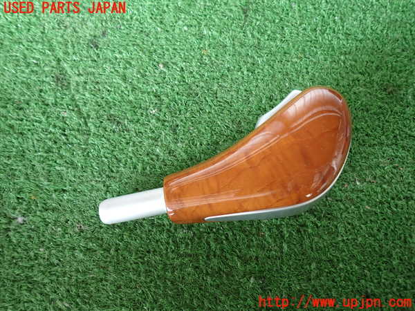 2UPJ-9231297570]ポルシェ・カイエン ターボ(9PAM4851A)シフトノブ 中古_2