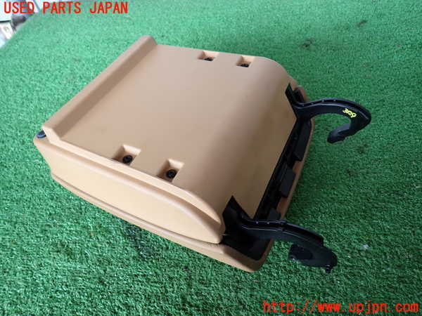 2UPJ-9231297549]ポルシェ・カイエン ターボ(9PAM4851A)コンソール 中古_3