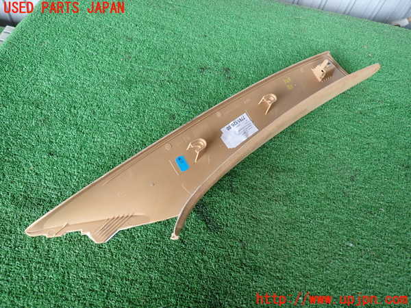2UPJ-9231297660]ポルシェ・カイエン ターボ(9PAM4851A)左フロントピラートリム 中古_4