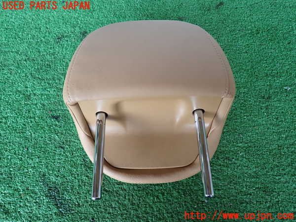 2UPJ-9231297070]ポルシェ・カイエン ターボ(9PAM4851A)助手席ヘッドレスト 中古_2