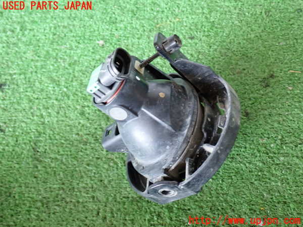 2UPJ-9231301182]ジープ・グランドチェロキー(WK36T)左フォグ 中古_3