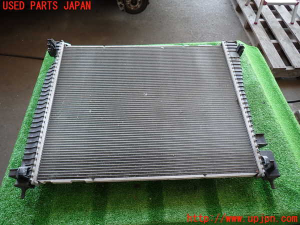 2UPJ-9231302321]ジープ・グランドチェロキー(WK36T)ラジエーター1 中古_3