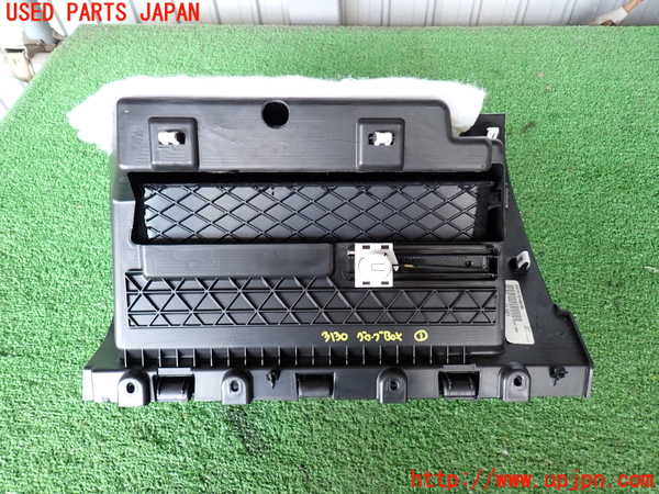 2UPJ-9231307516]ジープ・グランドチェロキー(WK36T)グローブボックス1 中古_5