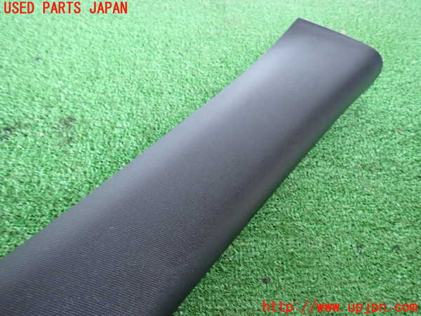 2UPJ-9231307655]ジープ・グランドチェロキー(WK36T)右フロントピラートリム 中古_2