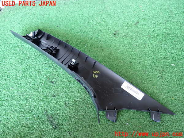 2UPJ-9231307655]ジープ・グランドチェロキー(WK36T)右フロントピラートリム 中古_4