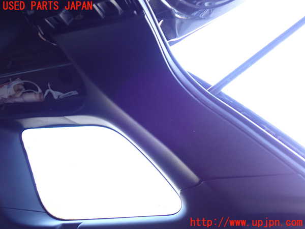 2UPJ-9231307675]ジープ・グランドチェロキー(WK36T)右リアピラートリム 中古_3