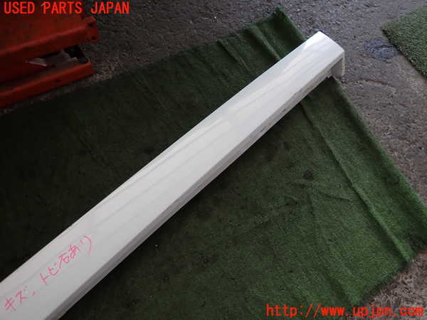 2UPJ-9231311390]ジャガー・XE(JA2XC)右サイドステップ 中古_2