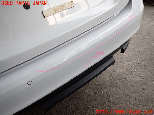 2UPJ-9231311610]ジャガー・XE(JA2XC)リアバンパー 中古_4