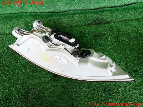 2UPJ-9231311536]ジャガー・XE(JA2XC)左テールランプ 中古_2