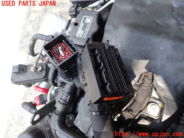 2UPJ-9231312010]ジャガー・XE(JA2XC)エンジン 204PT 中古_3