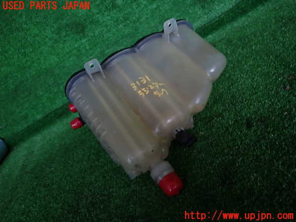 2UPJ-9231312410]ジャガー・XE(JA2XC)ラジエータータンク 中古_2