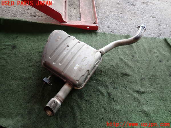 2UPJ-9231312671]ジャガー・XE(JA2XC)リアマフラー1 中古_2