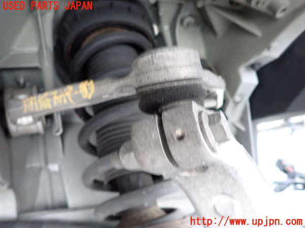 2UPJ-9231315126]ジャガー・XE(JA2XC)右フロントアッパーアーム1 中古_2