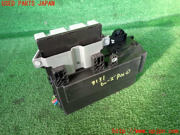 2UPJ-9231316741]ジャガー・XE(JA2XC)ヒューズボックス1 中古_2
