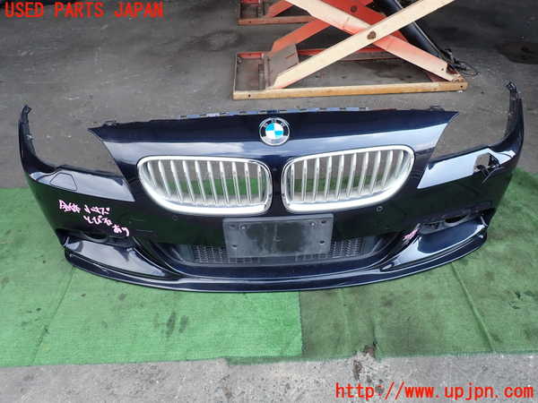 2UPJ-9231321010]BMW アクティブハイブリッド5(AH5)(FZ35)(F10)Mスポーツ フロントバンパー 中古_4
