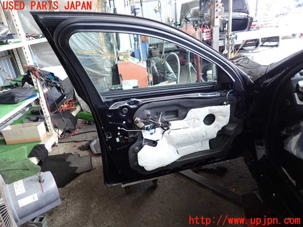 2UPJ-9231321260]BMW アクティブハイブリッド5(AH5)(FZ35)(F10)左前ドア (43R-00050 M62) 中古_2