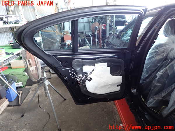 2UPJ-9231321320]BMW アクティブハイブリッド5(AH5)(FZ35)(F10)左後ドア (43R-00049 M25) 中古_2