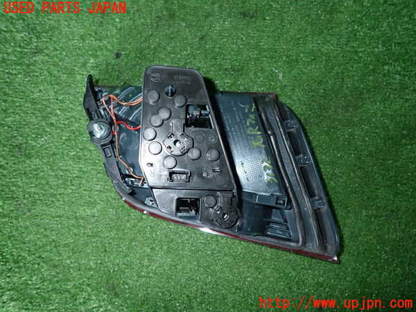 2UPJ-9231321550]BMW アクティブハイブリッド5(AH5)(FZ35)(F10)右リアフィニッシャー 中古_3