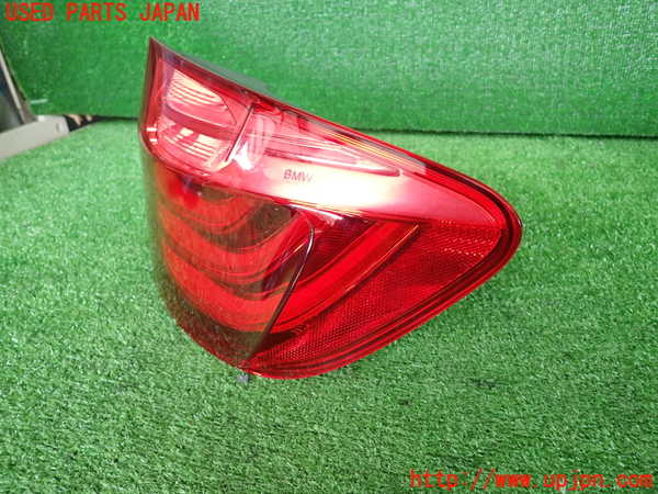 2UPJ-9231321530]BMW アクティブハイブリッド5(AH5)(FZ35)(F10)右テールランプ 中古_2