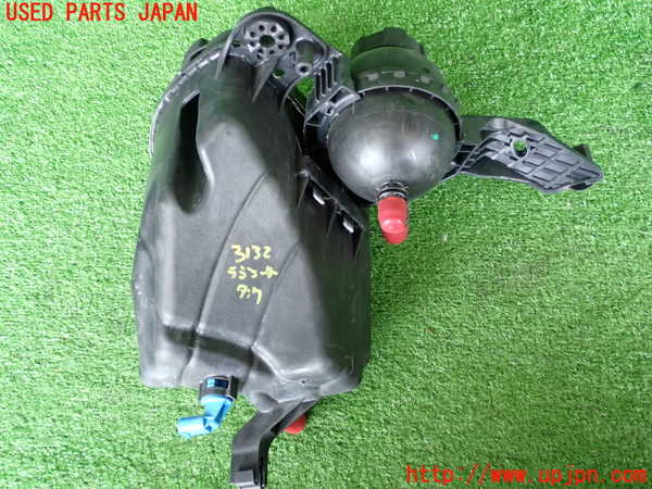 2UPJ-9231322410]BMW アクティブハイブリッド5(AH5)(FZ35)(F10)ラジエータータンク 中古_3