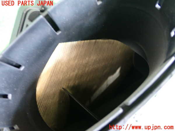 2UPJ-9231322560]BMW アクティブハイブリッド5(AH5)(FZ35)(F10)エアクリーナーボックス 中古_4