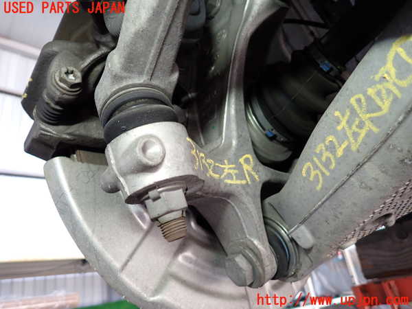 2UPJ-9231324305]BMW アクティブハイブリッド5(AH5)(FZ35)(F10)左リアナックルハブ 中古_2