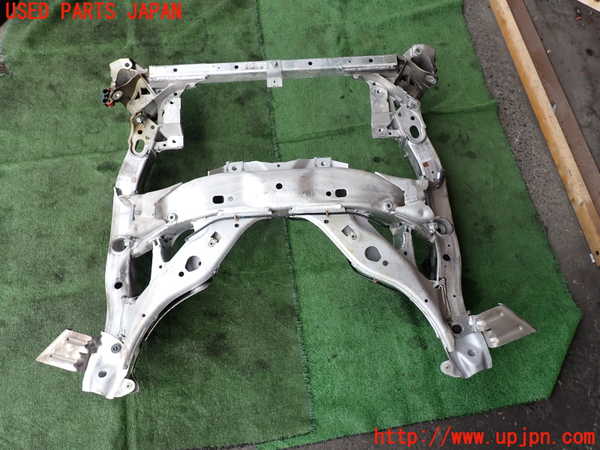 2UPJ-9231325285]BMW アクティブハイブリッド5(AH5)(FZ35)(F10)フロントメンバー 中古_2