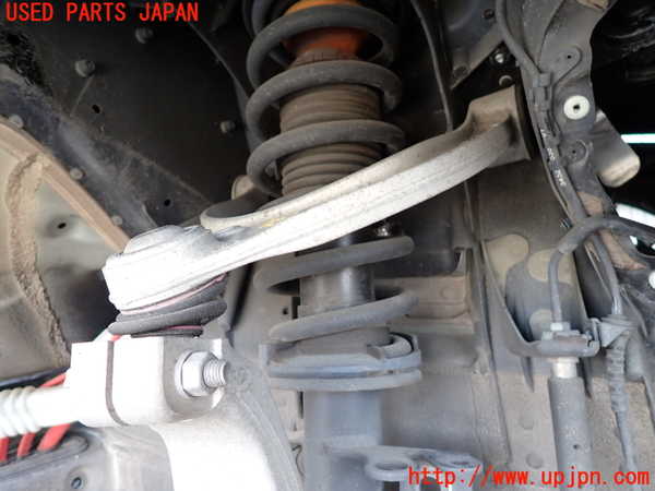 2UPJ-9231325126]BMW アクティブハイブリッド5(AH5)(FZ35)(F10)右フロントアッパーアーム1 中古_2