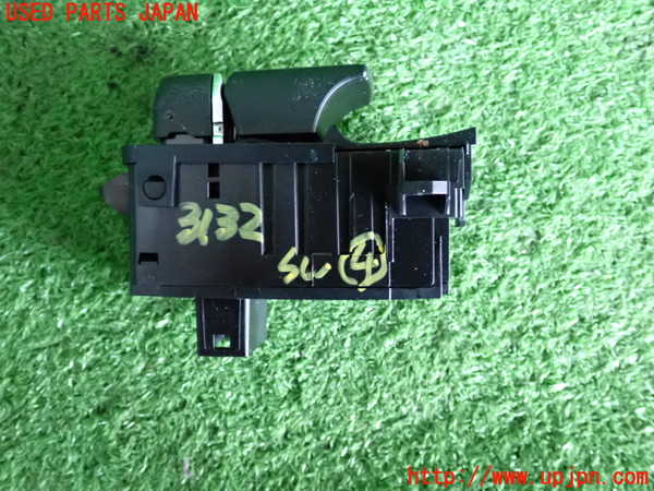 2UPJ-9231326309]BMW アクティブハイブリッド5(AH5)(FZ35)(F10)スイッチ4 (パーキングブレーキ/オートマチックホールド) 中古_2