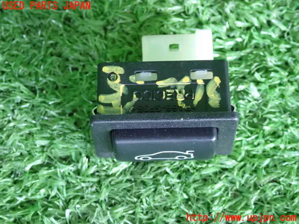 2UPJ-9231326310]BMW アクティブハイブリッド5(AH5)(FZ35)(F10)スイッチ5 (トランクオープナー) 中古_2